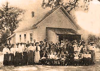 This church group at the Twin Oaks School is very apt to be the Spencer Creek congregation. Photo:Lane County Museum