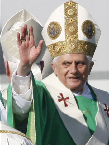 Pope Benedict VXI